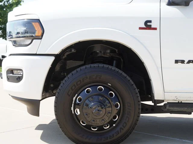 Used 2024 White Ram Limited image 5