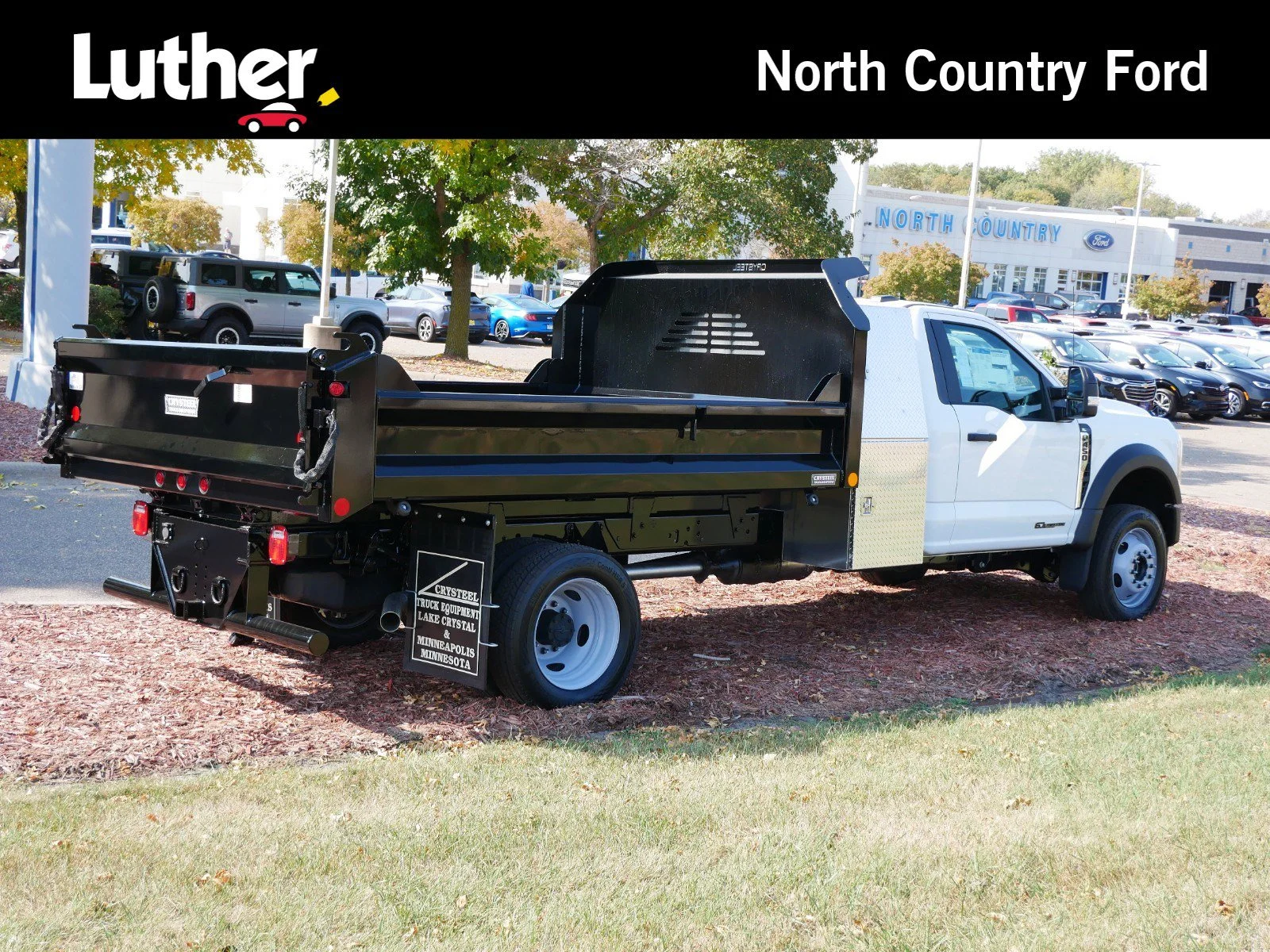 New 2024 Oxford White Ford F-450® XL image 7