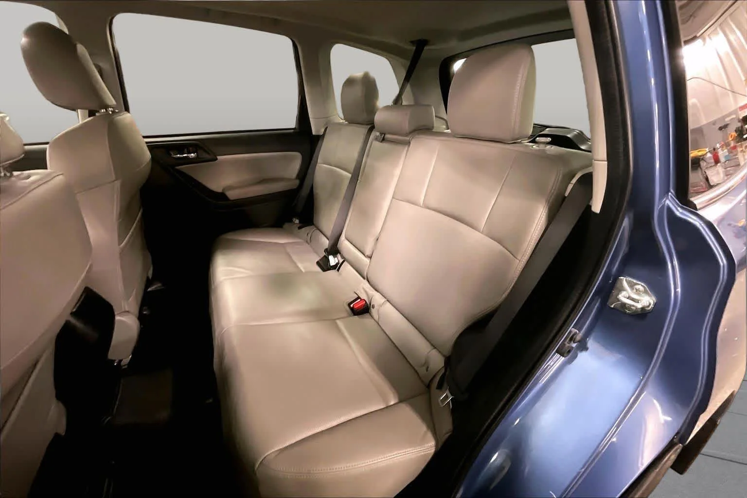 Used 2015 Quartz Blue Pearl Subaru 2.5i Limited image 21