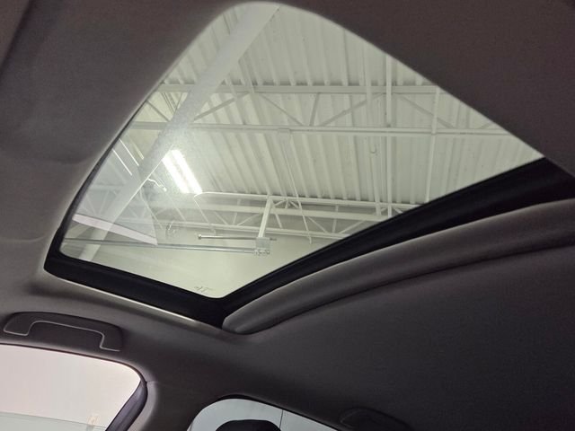Used 2013 Black Honda EX-L image 19