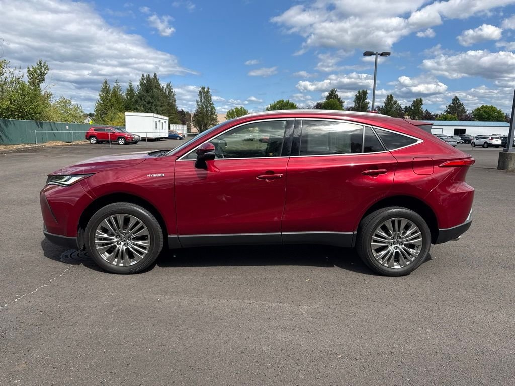 Used 2021 Ruby Flare Pearl Toyota XLE image 3