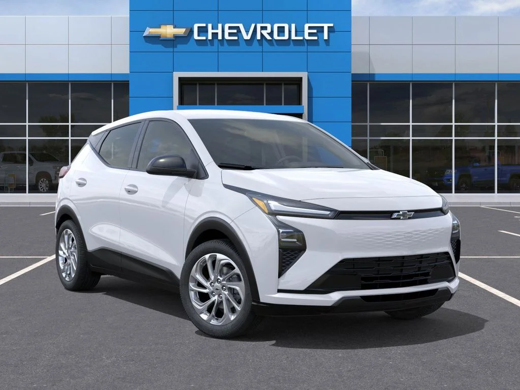 New 2027 White Chevrolet LT image 7