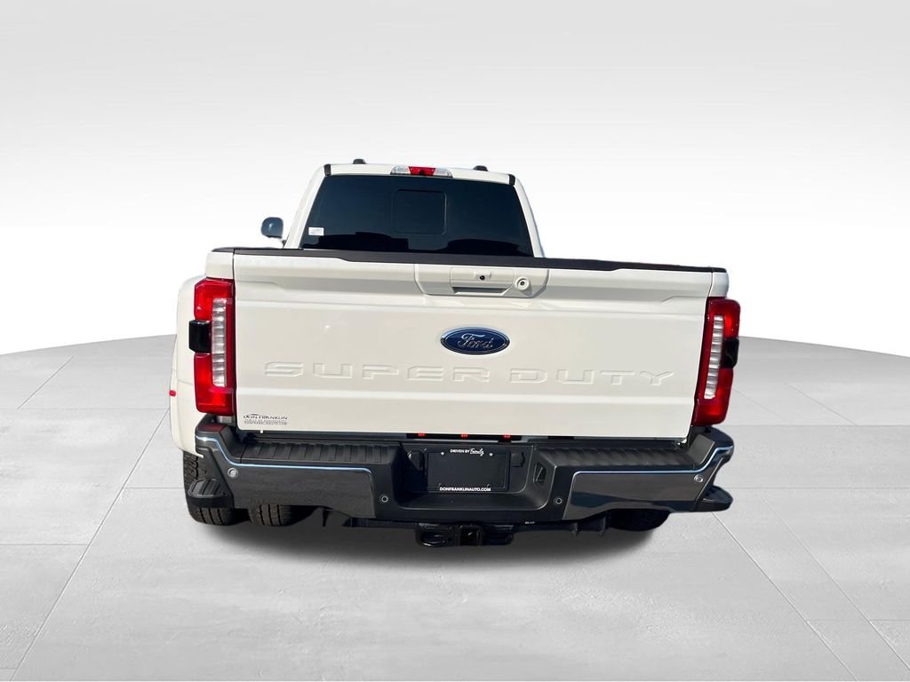Used 2026 White Ford Lariat image 4