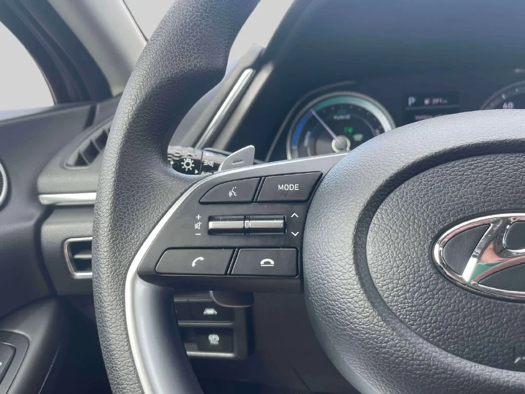 Certified Used 2023 Gray Hyundai Blue image 21