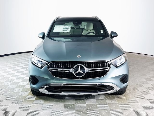 New 2026 Verde Silver Metallic Mercedes-Benz GLC 300 image 2