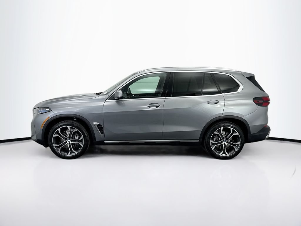 Used 2026 Gray Metallic BMW sDrive40i image 9