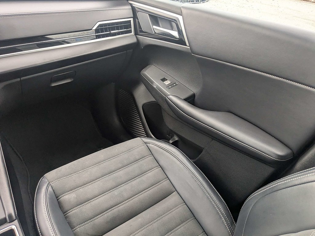 2024 Mitsubishi Outlander SE - Photo 18