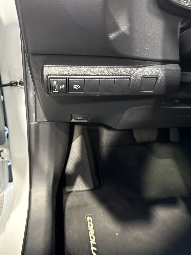 Used 2025 Beige Toyota LE image 31