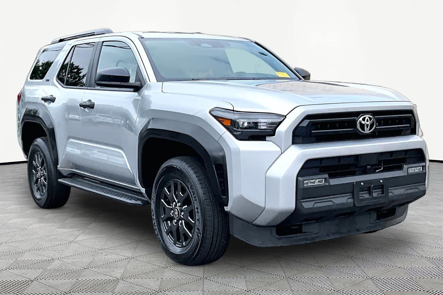 Used 2025 Cutting Edge Toyota SR5 image 3