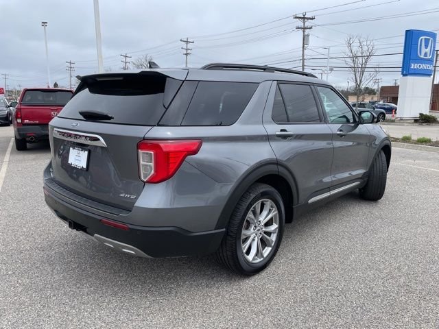 Used 2024 Gray Metallic Ford XLT image 7