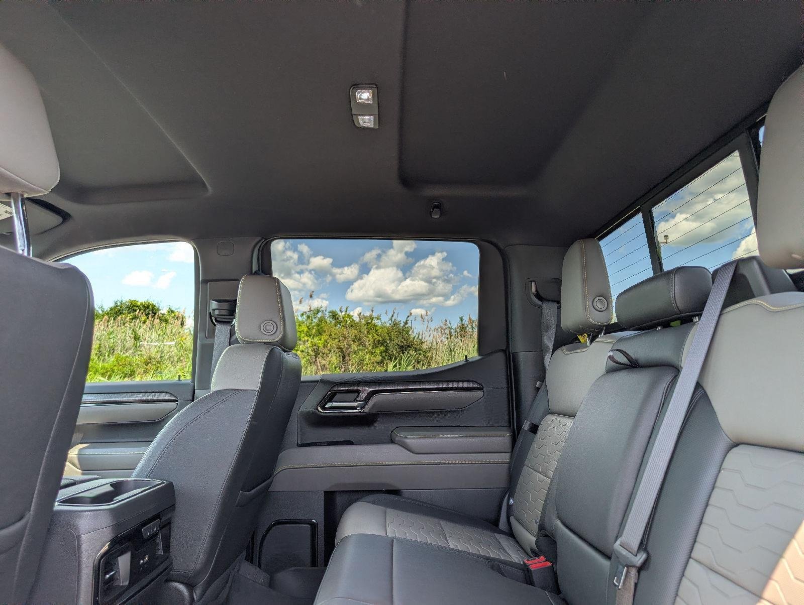 Used 2023 Black Chevrolet ZR2 image 12