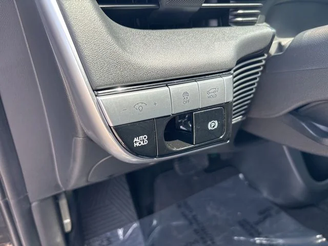 Used 2023 Abyss Black Hyundai SEL image 15