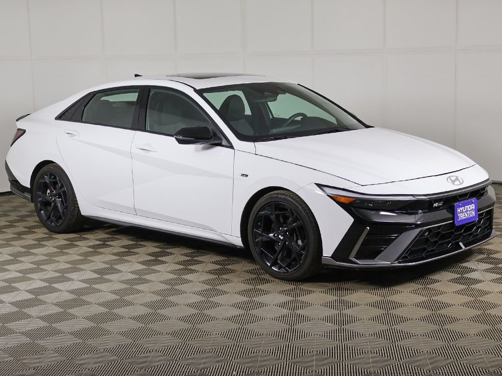 2025 Hyundai Elantra N Line - Photo 47