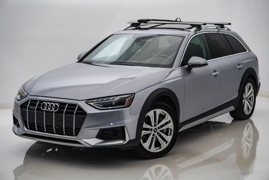 Used 2023 Florett Silver Metallic Audi 45 Premium Plus image 3