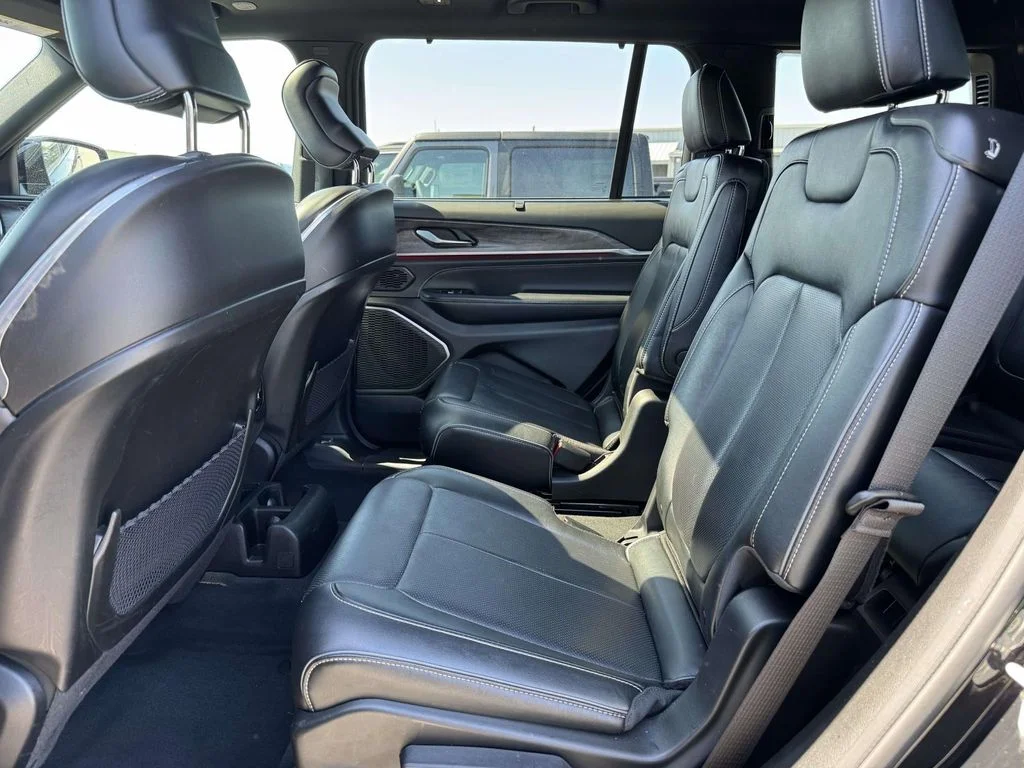 Used 2023 Black Jeep Overland image 16