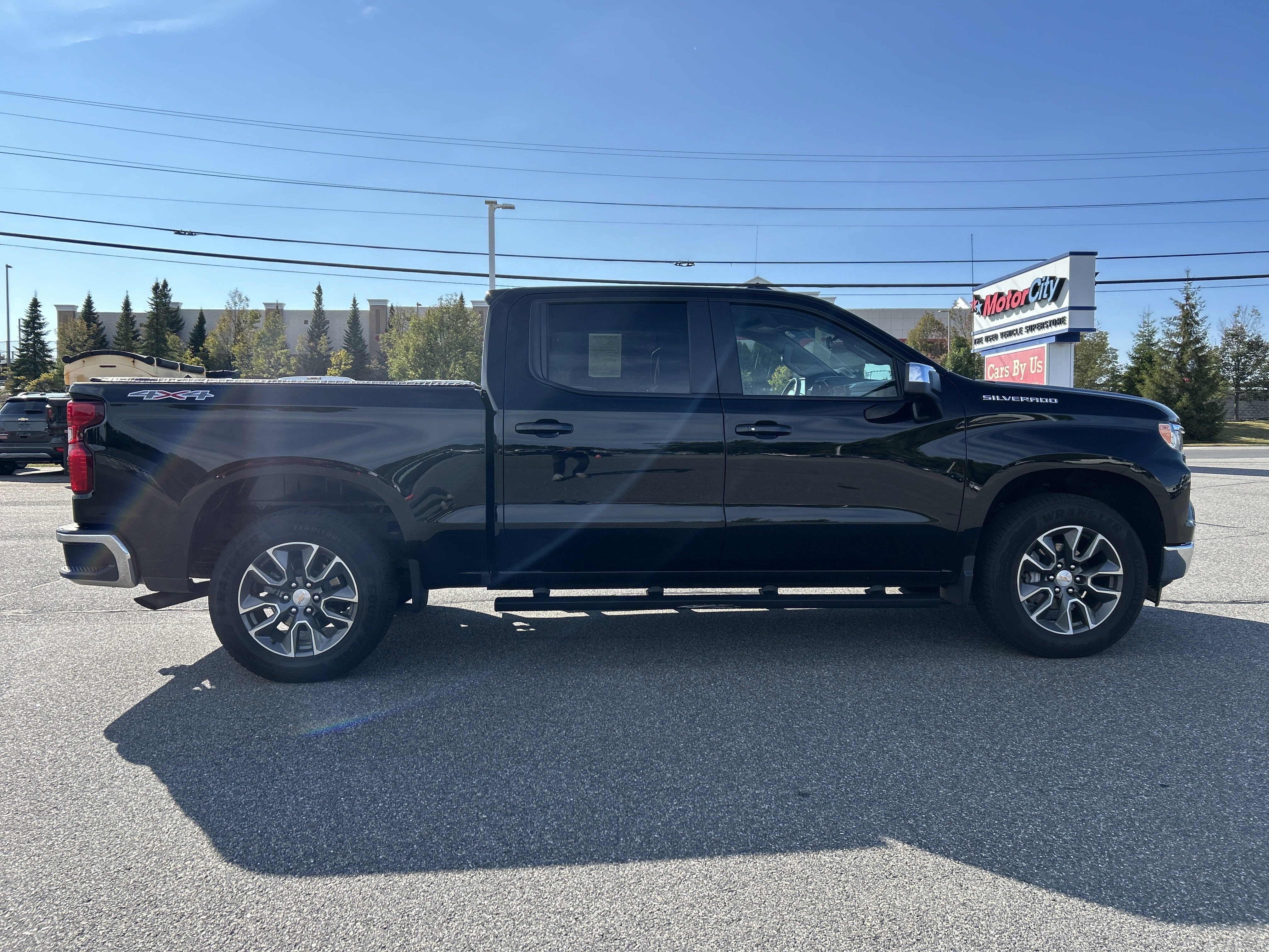 2023 Chevrolet Silverado 1500 LT - Photo 7