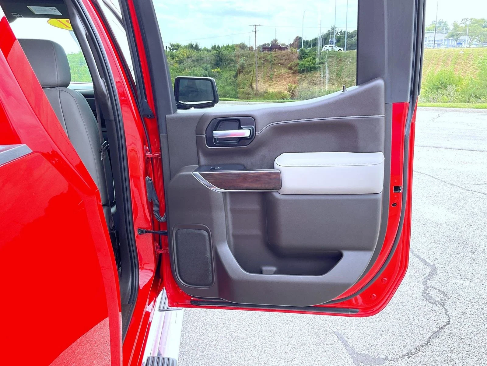 Certified Used 2021 Red GMC SLT image 17