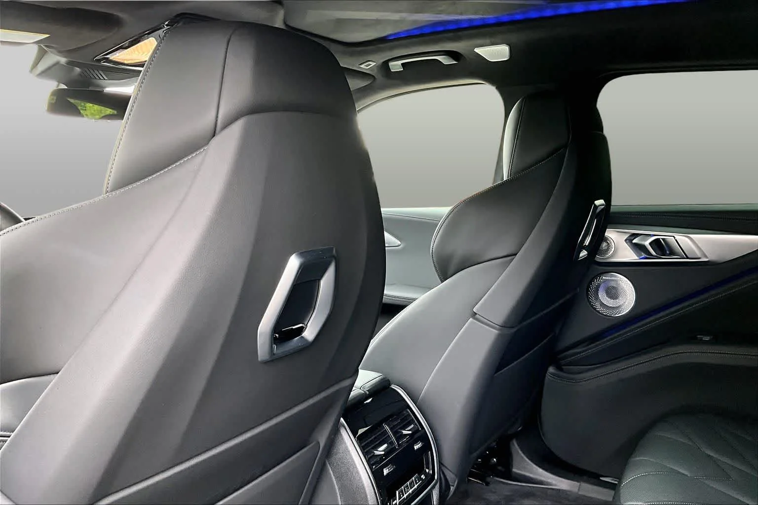 Used 2024 Black Sapphire Metallic BMW  image 22