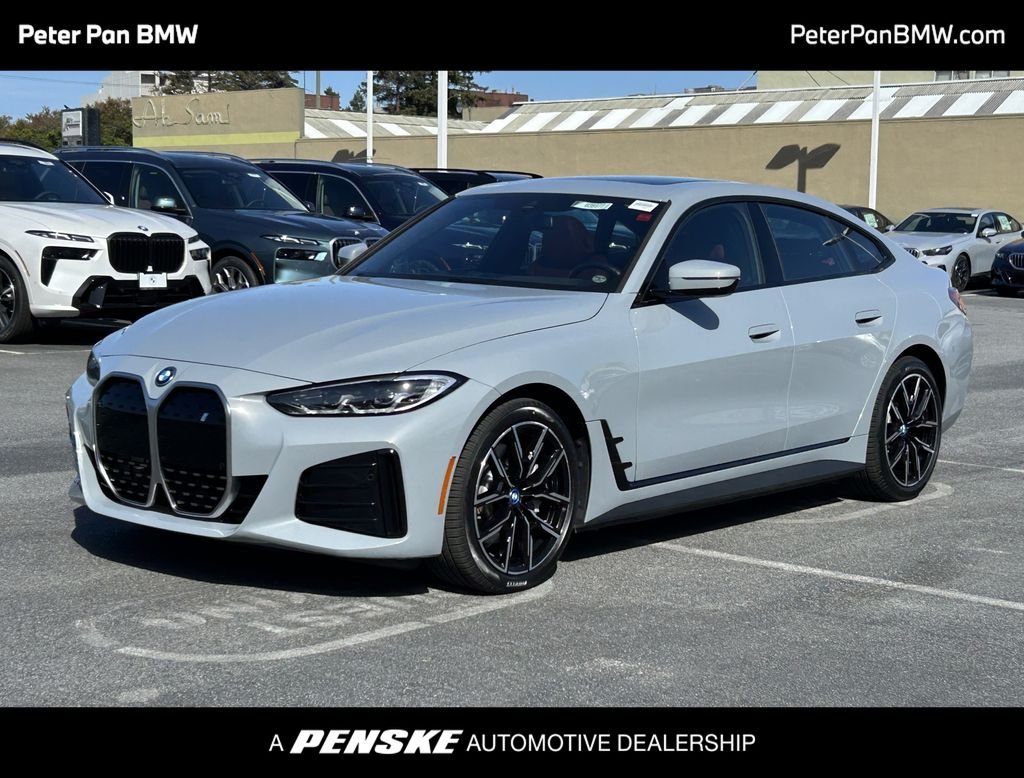 2023 BMW i4 eDrive40's photo