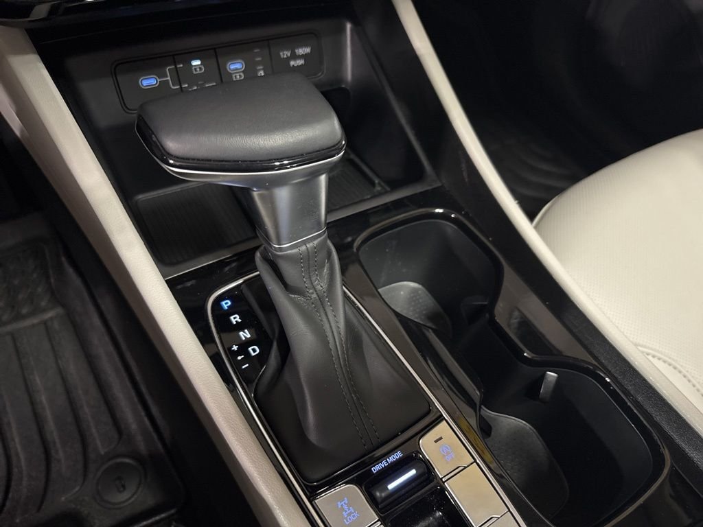 Certified Used 2025 Gray Hyundai SEL Convenience image 22
