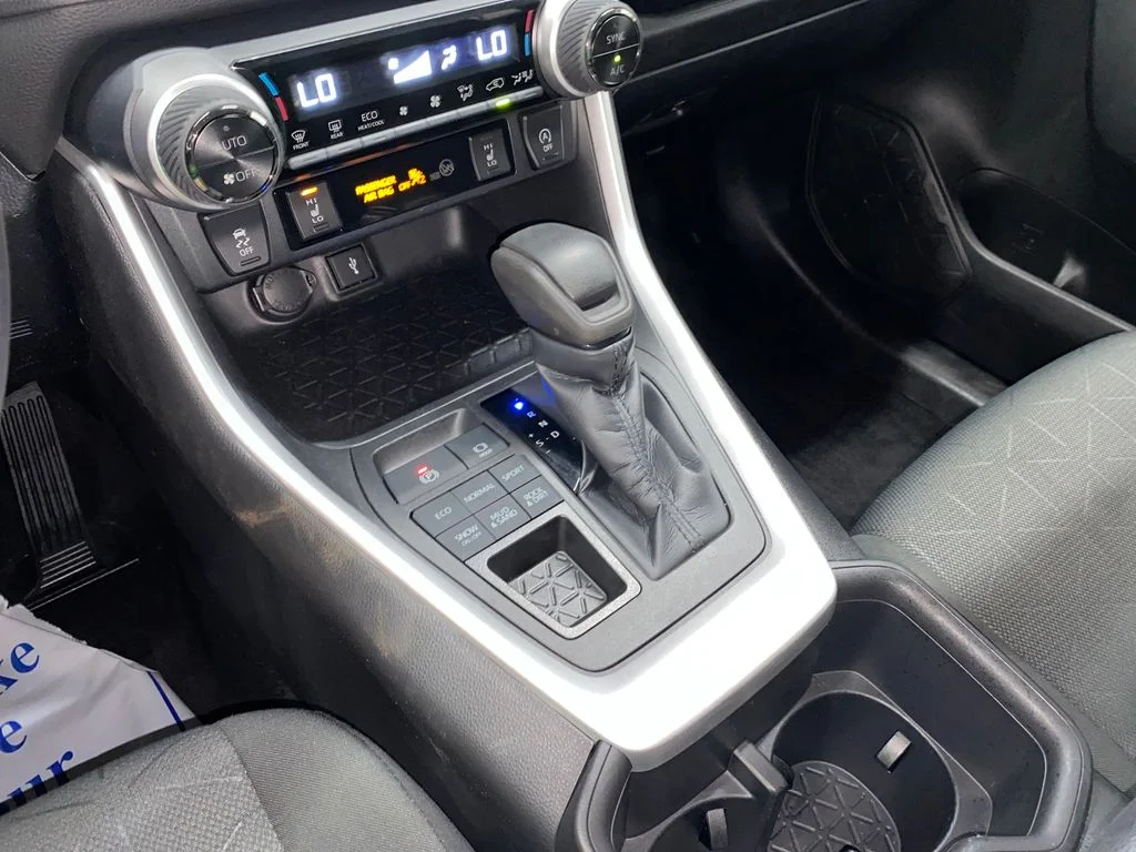 Used 2022 Black Toyota XLE image 24