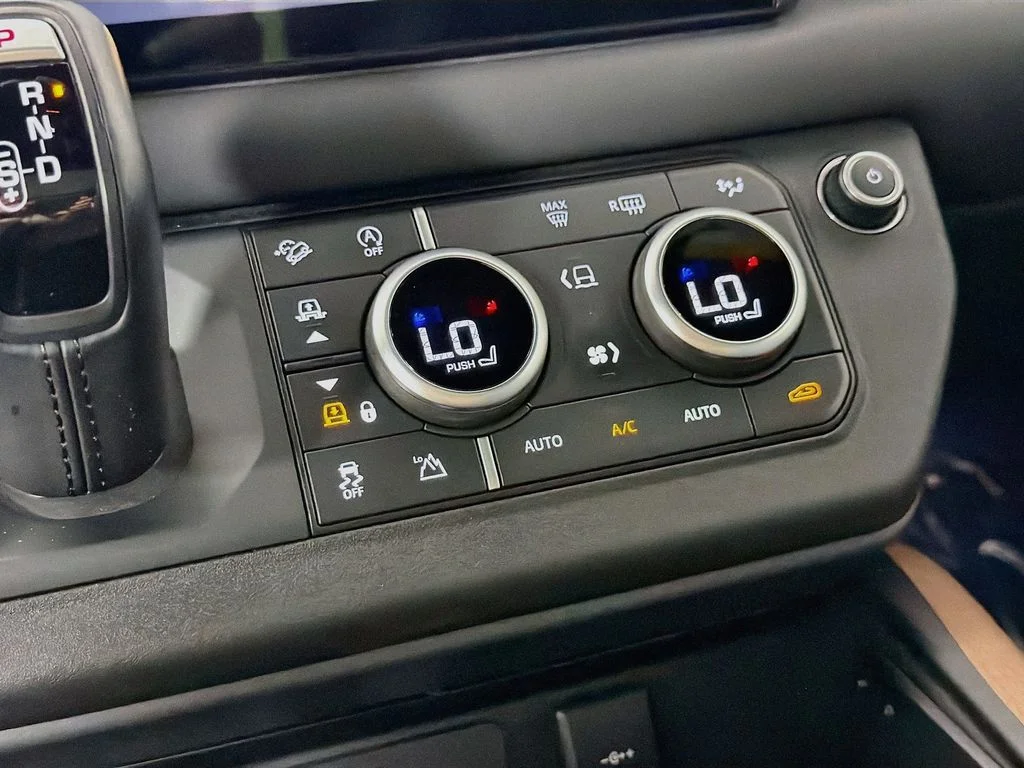 Certified Used 2023 Black Land Rover X image 16