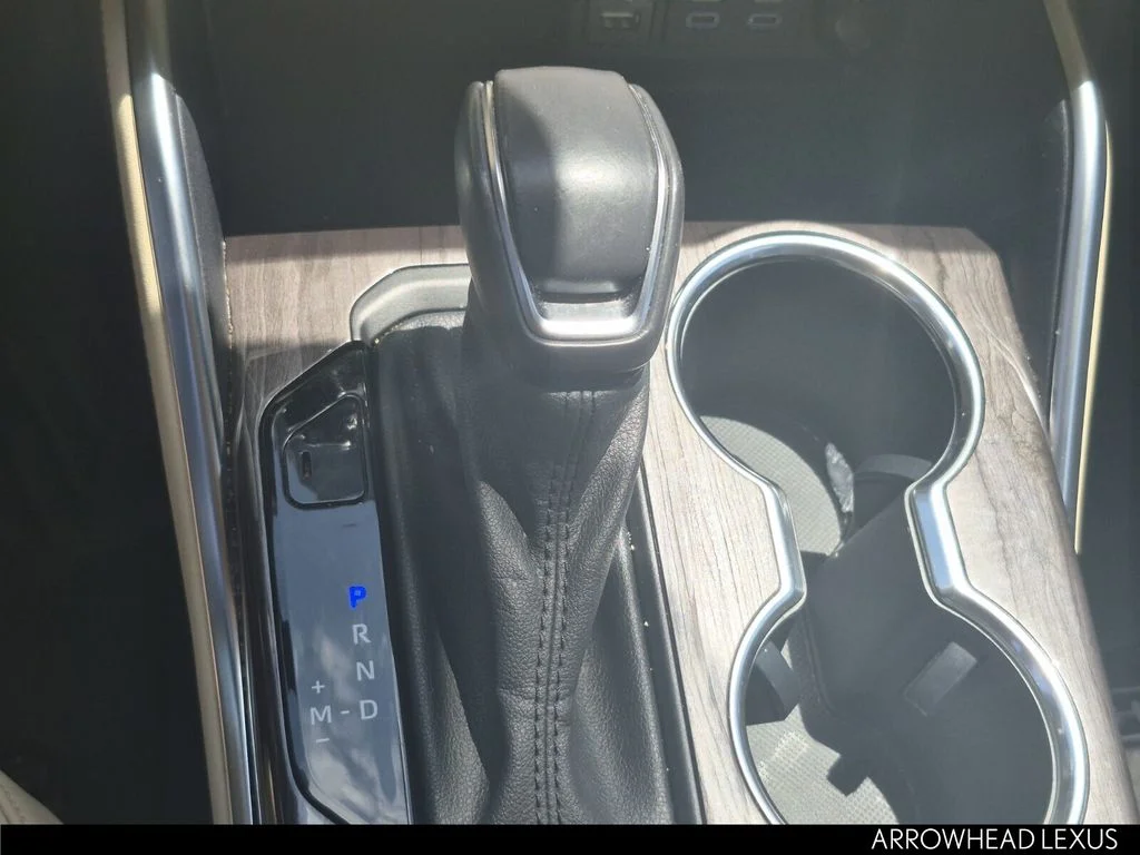 Used 2022 Gold Toyota Limited image 32