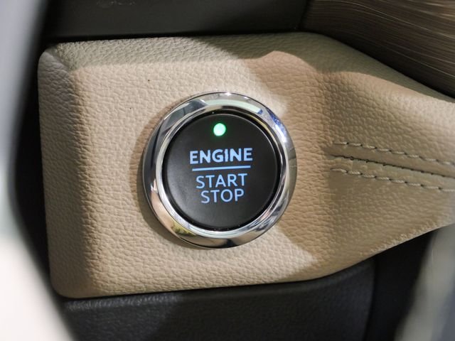 Certified Used 2023 Black Ford Limited image 29