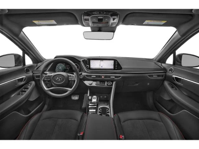 Used 2022 Quartz White Hyundai SEL Plus image 11