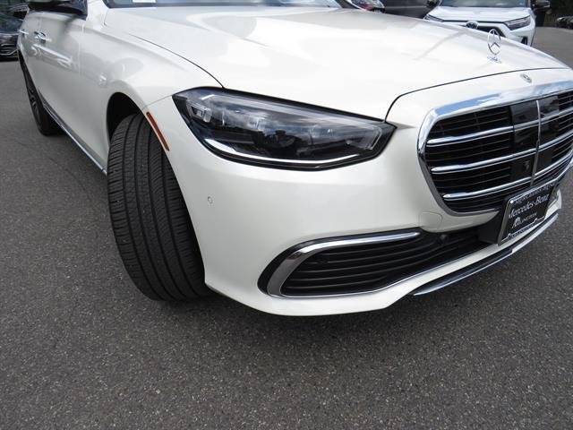 Certified Used 2023 MANUFAKTUR Diamond White Mercedes-Benz S 500 image 27
