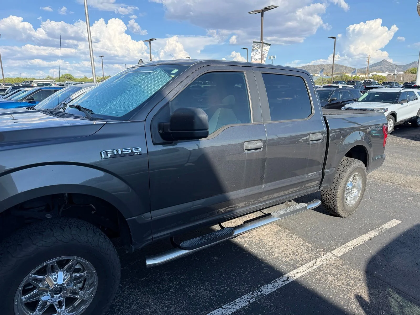Used 2020 Magnetic Ford XL image 4