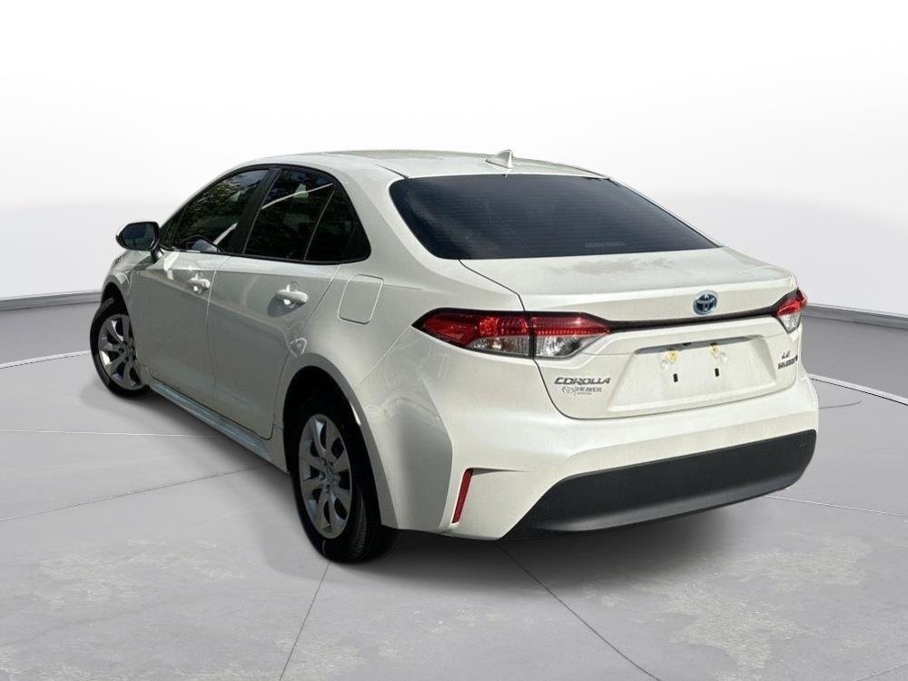 Used 2024 Wind Chill Pearl Toyota Hybrid LE image 8
