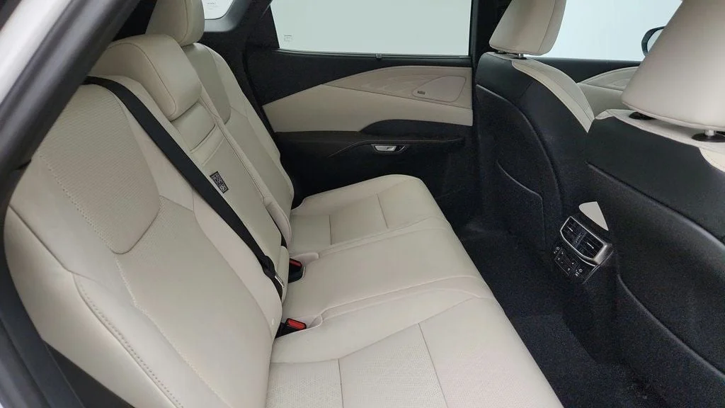Used 2023 Eminent White Pearl Lexus RX 350h Luxury AWD w/ Mark Levinson Audio & LED Headlamps image 21