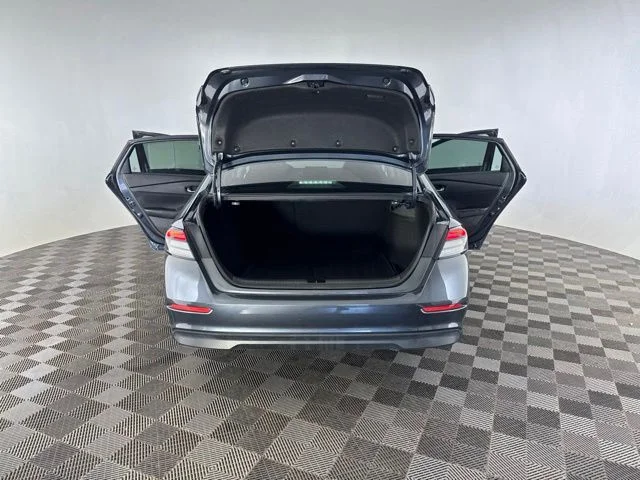 Used 2024 Gray Honda EX image 18