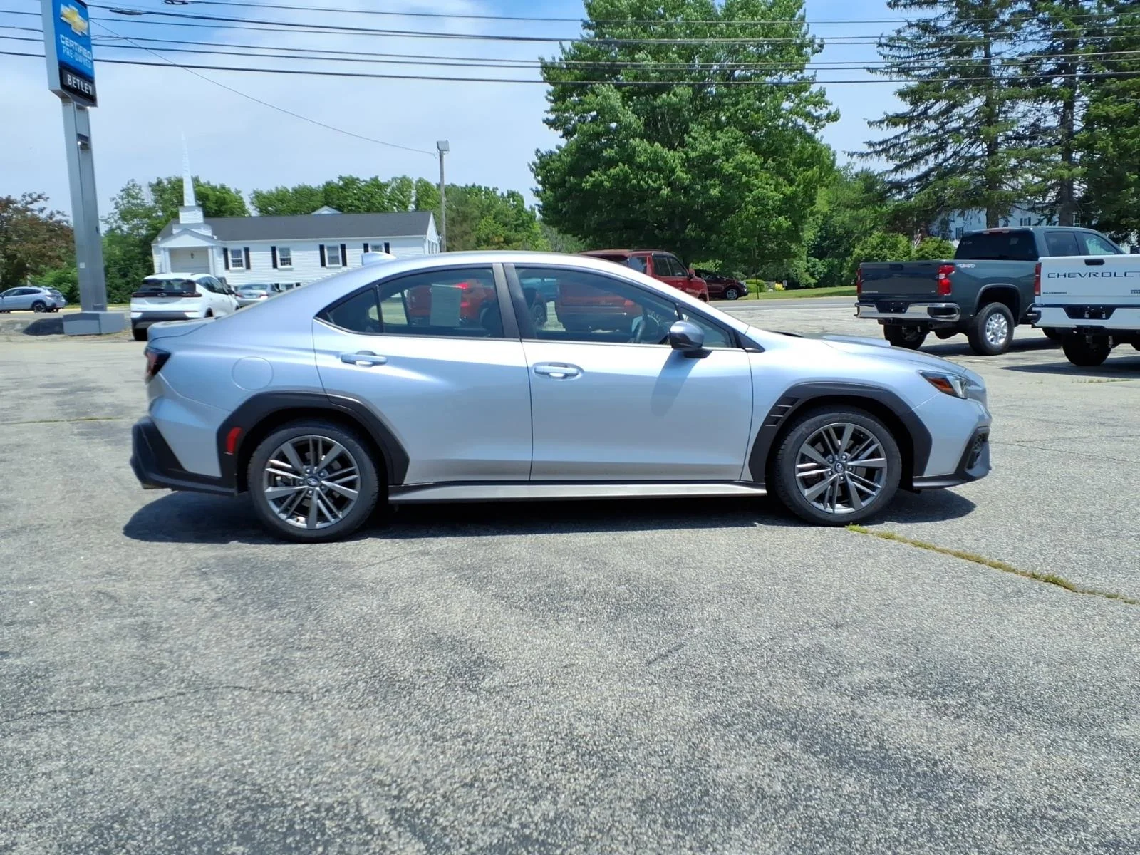 Used 2023 Silver Subaru  image 2