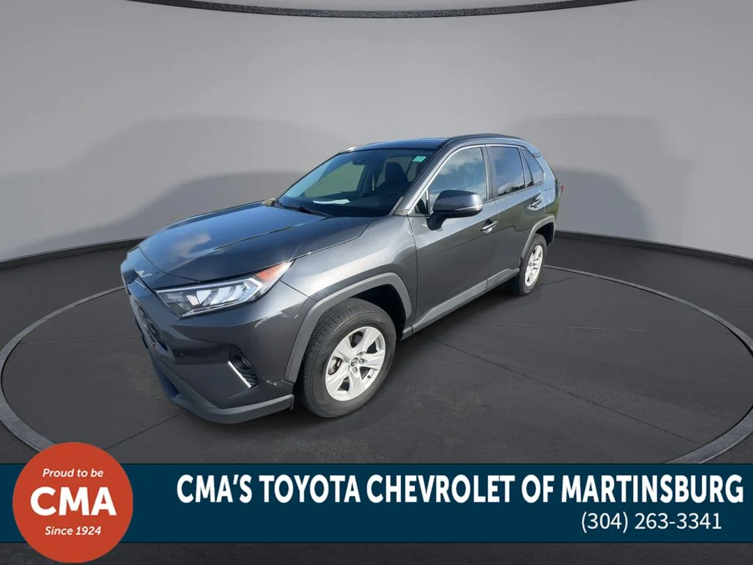 Used 2021 Magnetic Gray Metallic Toyota XLE image 4