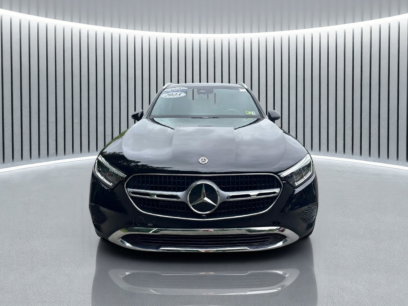 Certified Used 2023 Black Mercedes-Benz GLC 300 image 8