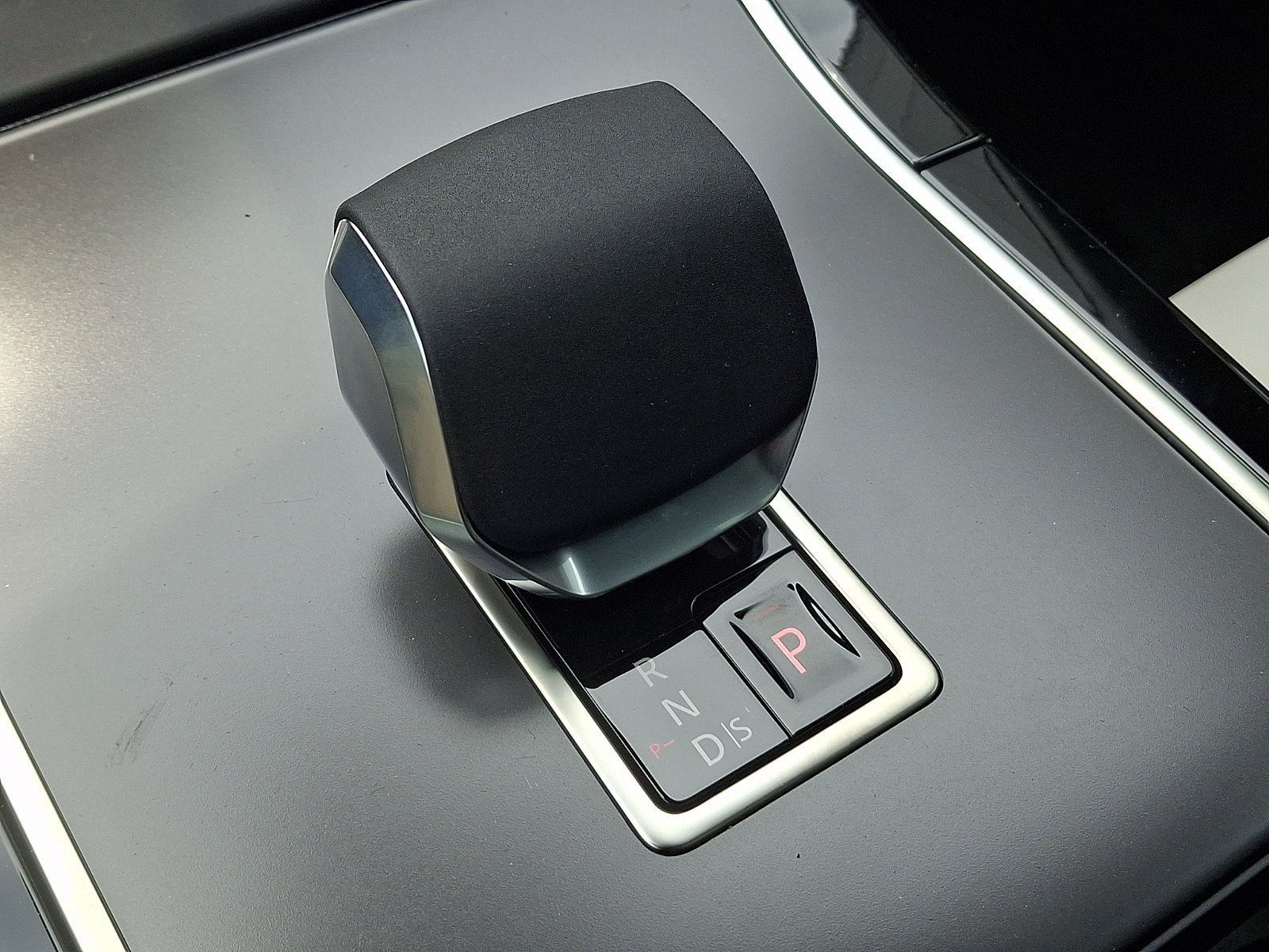 New 2026 Tribeca Blue Land Rover Core S image 12