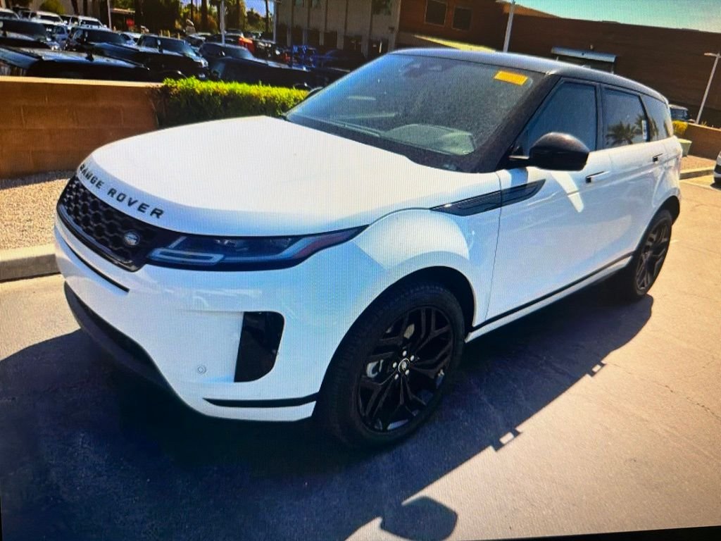 Certified Used 2023 Fuji White Land Rover SE image 1