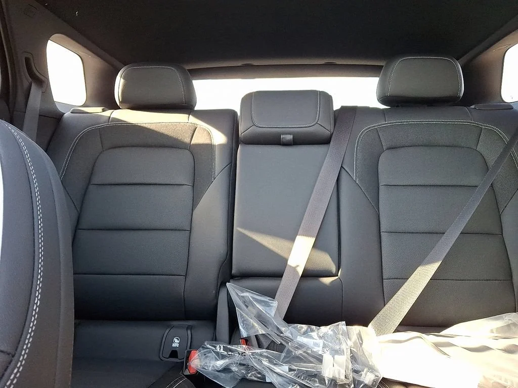 New 2025 Sterling Gray Metallic Chevrolet LT image 19