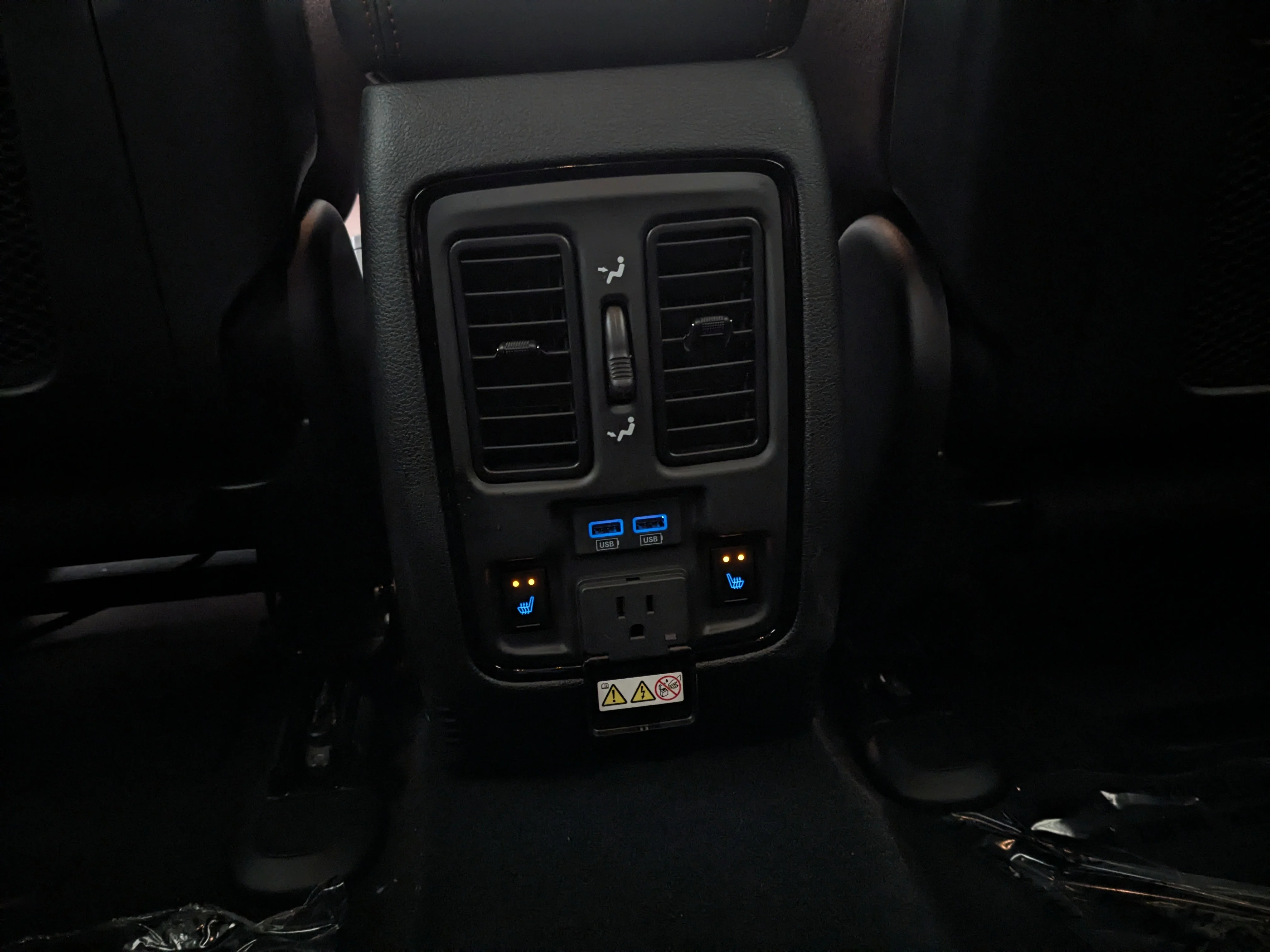 New 2026 Black Dodge GT Plus - AWD  3.6L PENTASTAR V6  2ND ROW CAPTAIN CHAIRS image 27