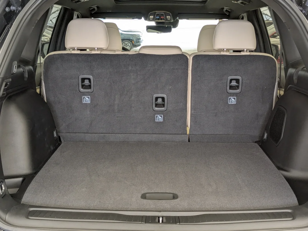 New 2026 Black Jeep Limited - - 4x4 - Panoramic Sunroof - Luxury Tech II - 9 Amplified Speakers - Remote Start & More! image 28