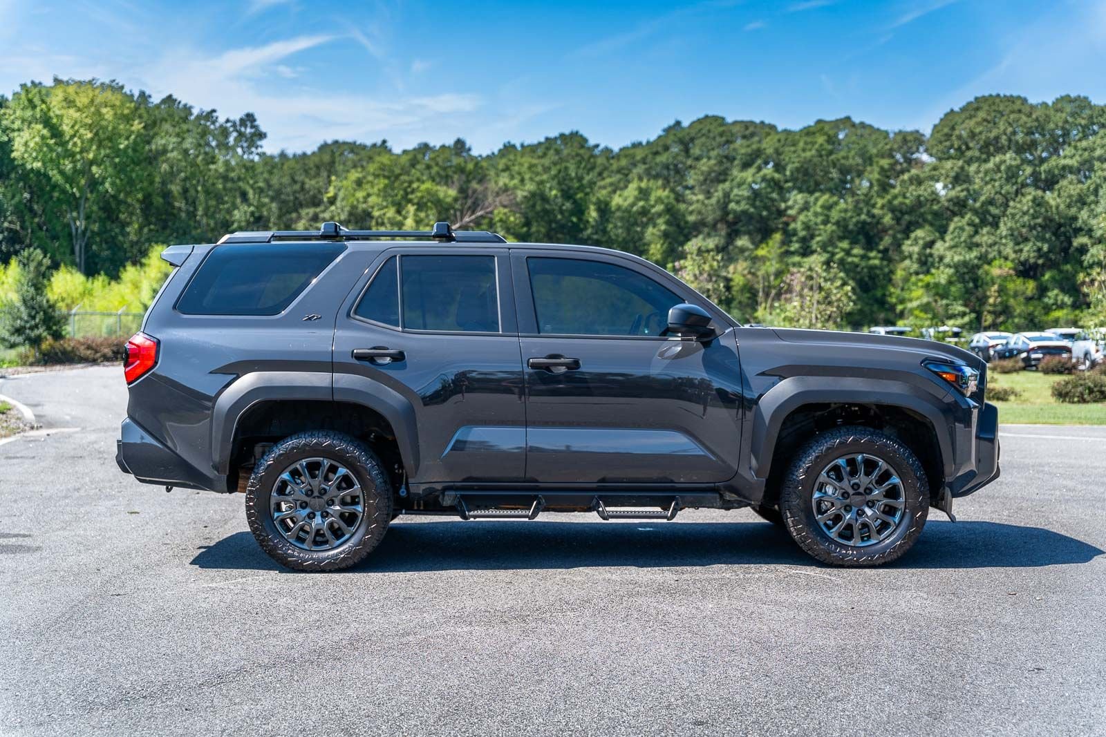 Used 2025  Toyota SR5 image 7