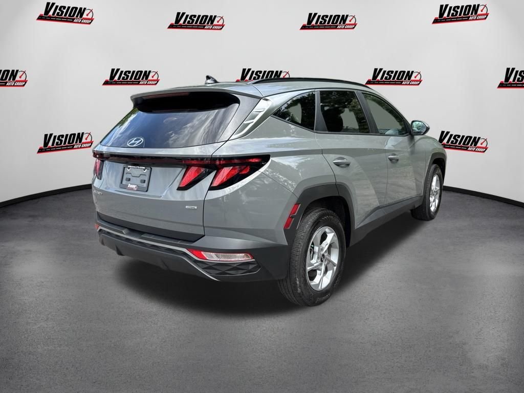 Used 2024 Gray Hyundai SEL image 5