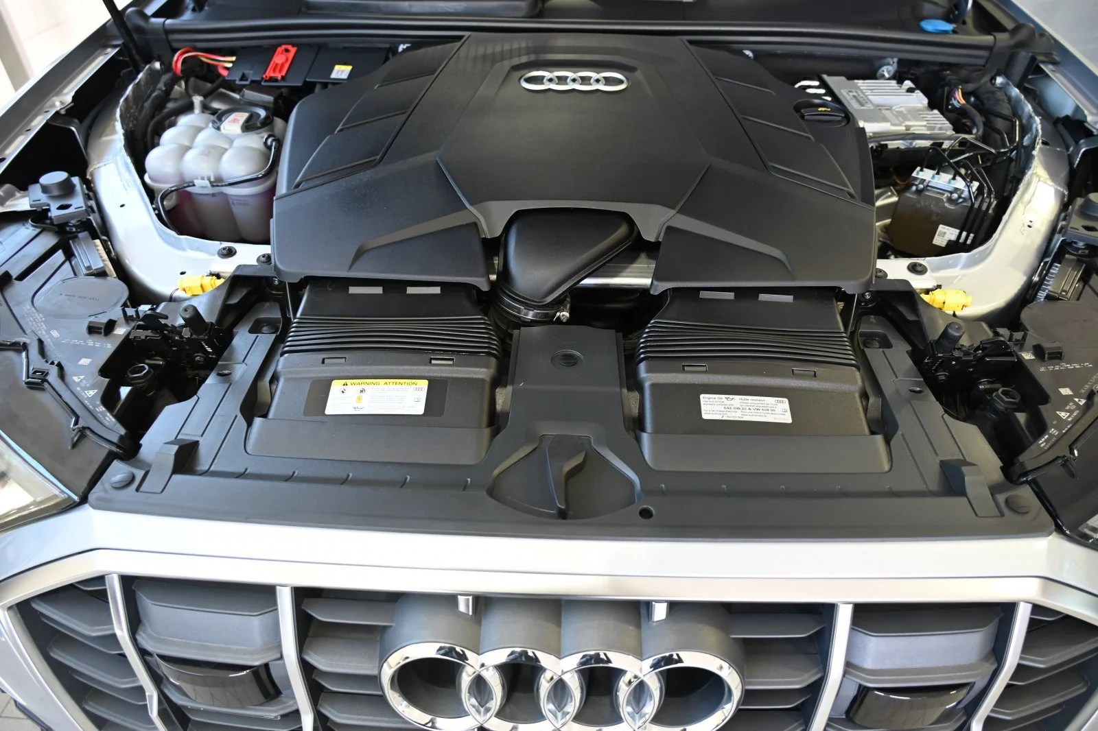 Used 2021 Silver Metallic Audi 55 Prestige image 22