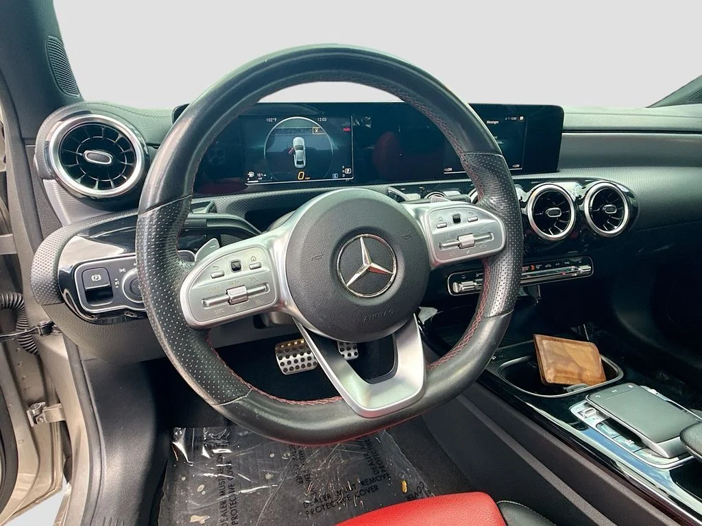 Used 2019 Gold Mercedes-Benz A 220 image 11