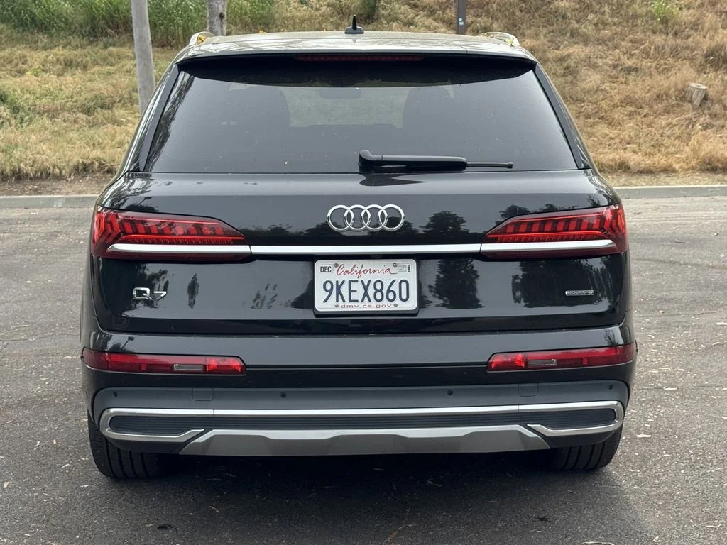 Used 2024 Mythos Black Metallic Audi 45 Premium Plus image 4