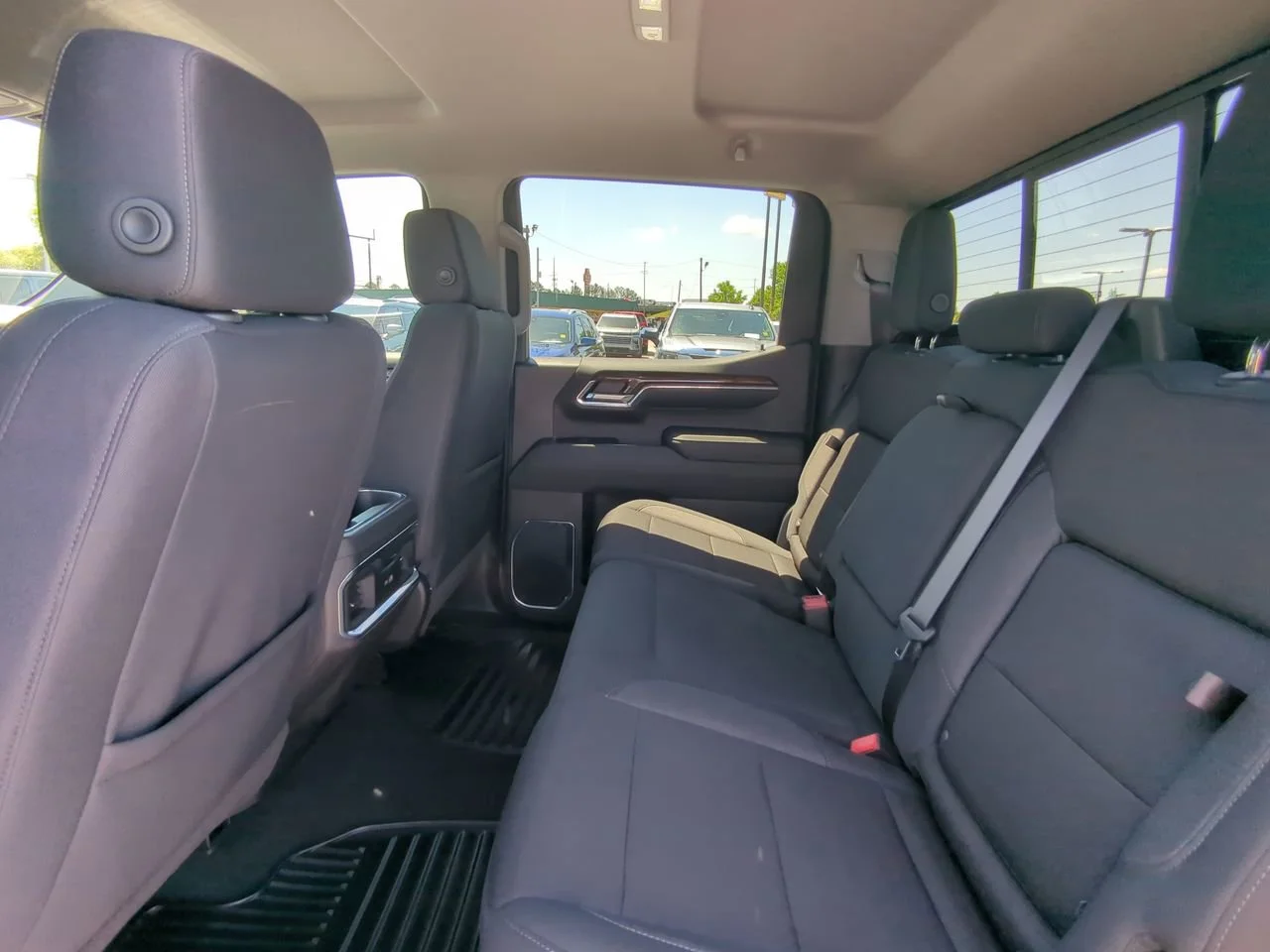 2024 GMC Sierra 1500 Elevation - Photo 13