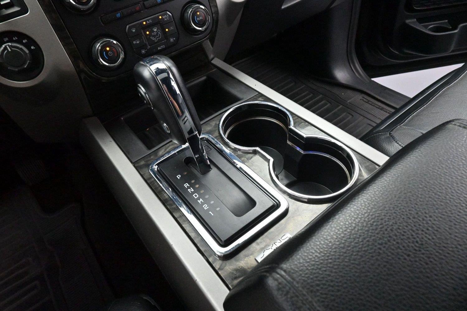 Used 2015 Tuxedo Black Metallic Ford Limited image 28