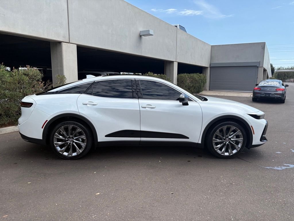 Used 2026 White Toyota Limited image 3